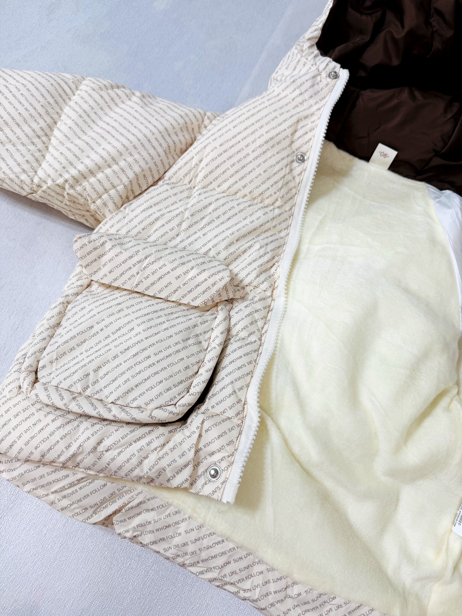 1000150462 کاپشن کرم - Image 3